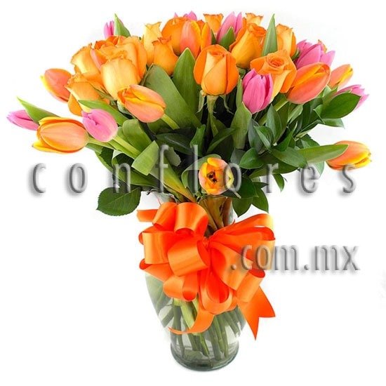 Arreglo con Flores Rosas Naranja Luz - Florería conflores