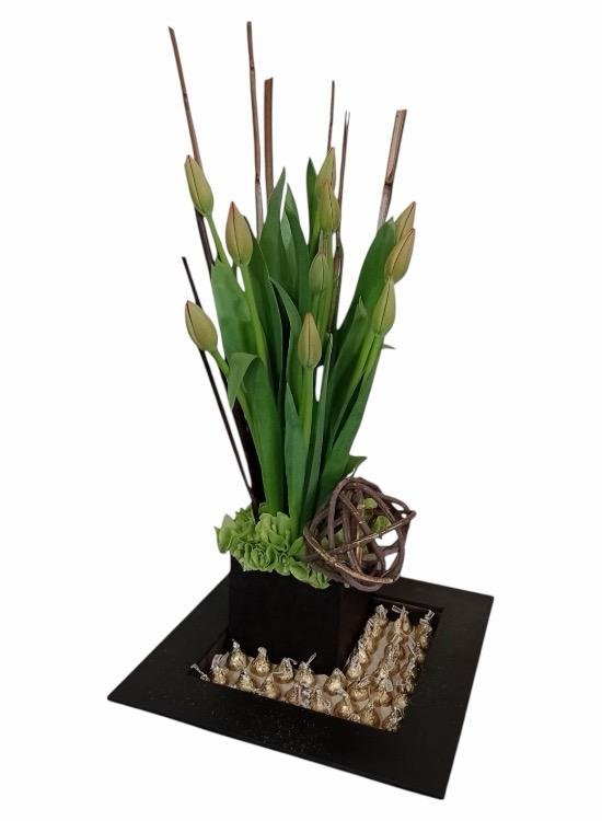 Tulipanes Naranjas y Chocolates kisses