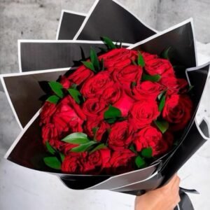 24 Rosas Rojas con Amor
